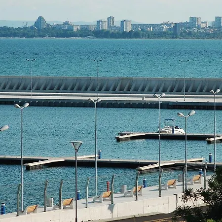Апартамент и студия кедъра *