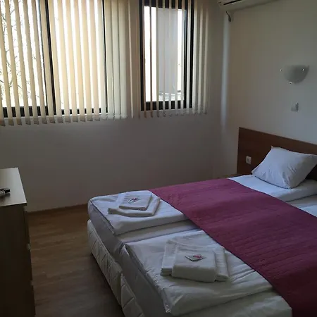 & Kedara Apartman