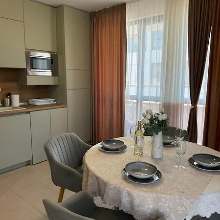 Apartamento & Kedara *